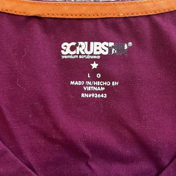 Scrub Top - Picture 2 of 4